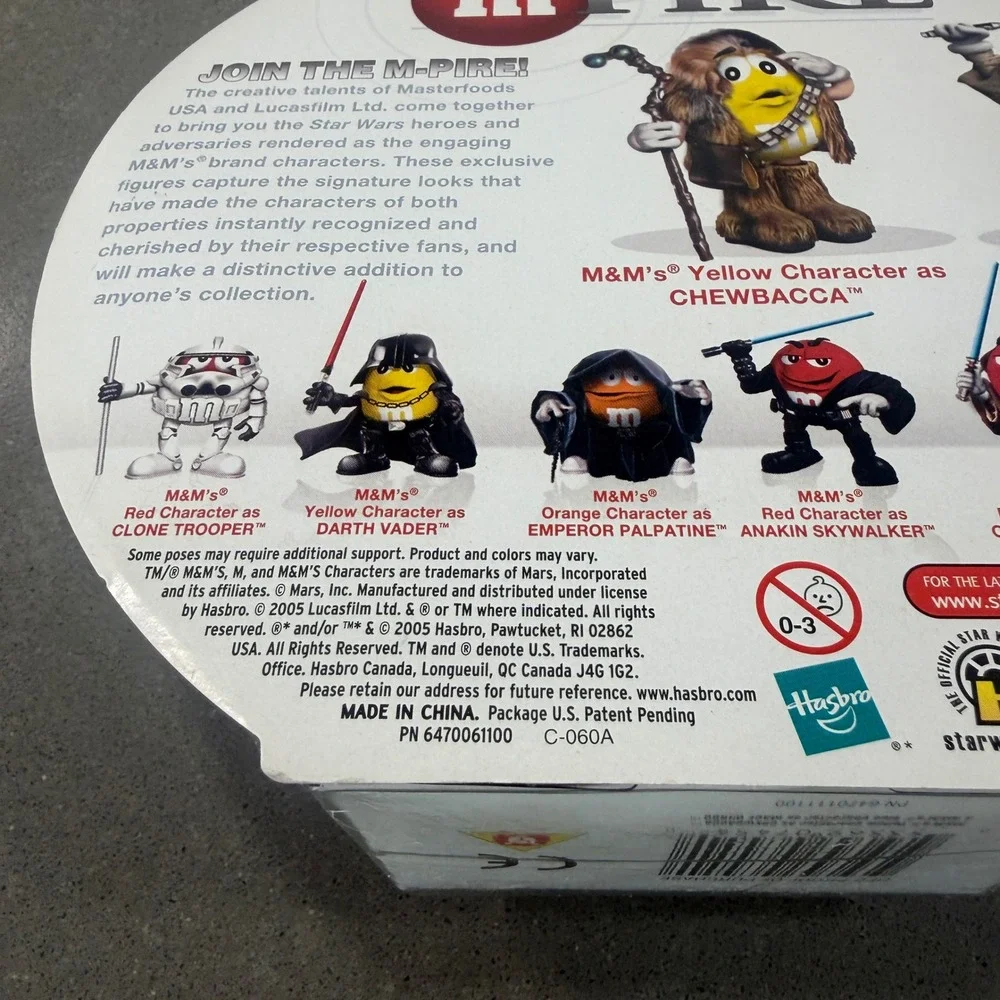 Star Wars‎ M&M's Chocolate M-Pire Chewbacca & Mace Windu Hasbro Figures 2005 New